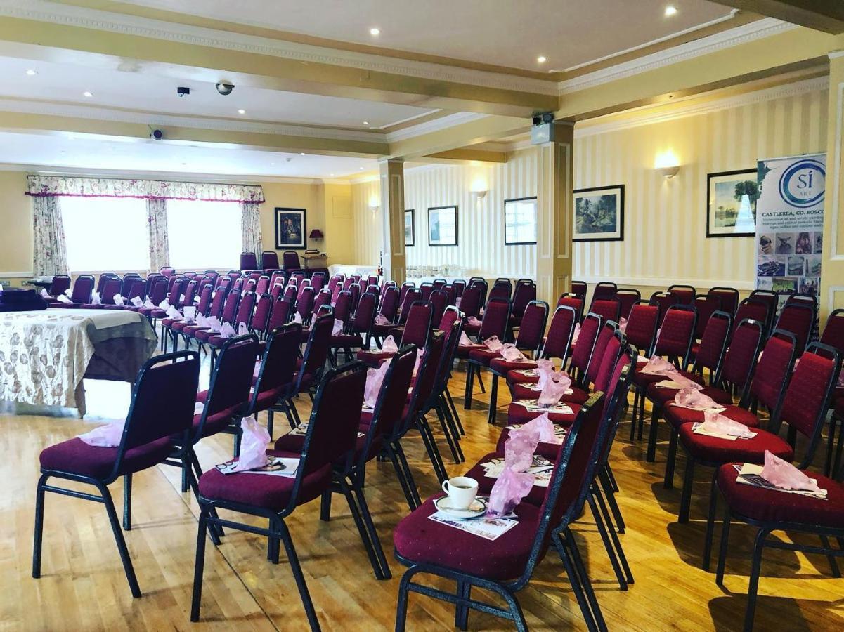 Tully'S Hotel Castlerea 外观 照片